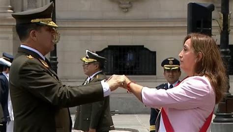 Presidenta Dina Boluarte Recibió Bastón De Mando De Las Fuerzas Armadas