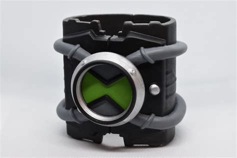 Ben 10 omnitrix paper toy - ratingbxe