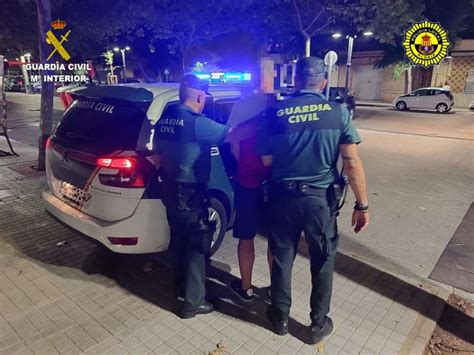 La Guardia Civil detiene a un hombre que intentó forzar sexualmente a