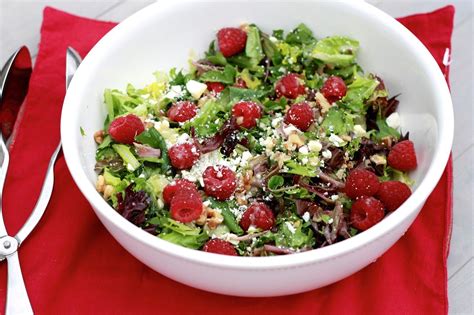 Summer Salad With Walnuts And Raspberries Summer Salads Spring Salad