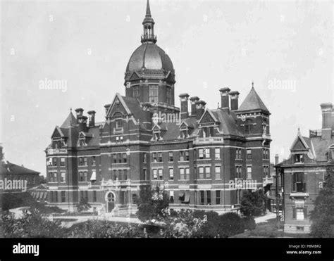 Johns hopkins hospital hi-res stock photography and images - Alamy