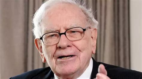 Warren Buffetts Berkshire Hathaway Sells Entire Stake In Tsmc Cnn