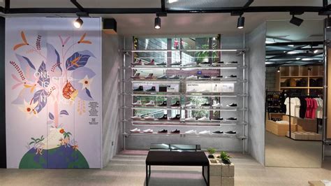 converse flagship store opens  jewel changi airport