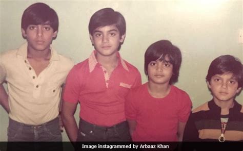 Can you Identify Salman Khan And His Siblings In This Pic?