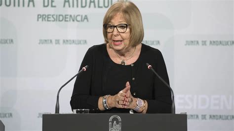 La exconsejera de Educación Adelaida de la Calle nueva presidenta de