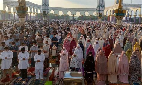 Bacaan Sholat Idul Adha Dari Takbir Hingga Salam Lengkap Dengan Tata