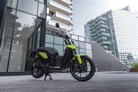 EICMA 2022 Fantic Electric Lo Scooter Elettrico Made In Italy