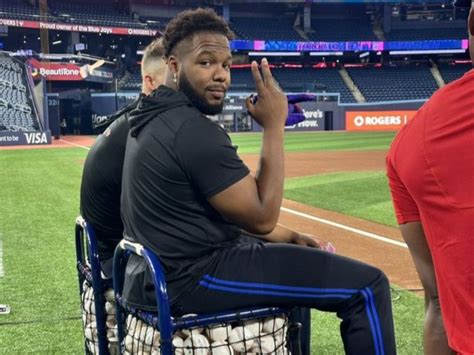 Vladimir Guerrero Jr Stuns Blue Jays Teammates With Haircut Sault