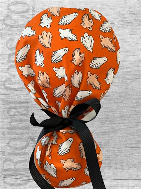 Glow In The Dark Mini Ghosts Halloween Print Ponytail Scrub Cap For