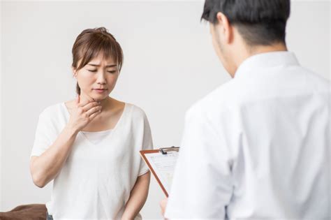 「咽頭がん」になると現れる症状はご存知ですか？原因・治療法も解説！ Medical Doc