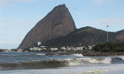 Alerta De Ressaca Se Estende Até Terça Feira No Rio Que Tem Previsão