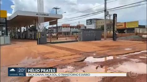 V Deo Obra Na Avenida H Lio Prates Se Arrasta E Causa Transtornos A