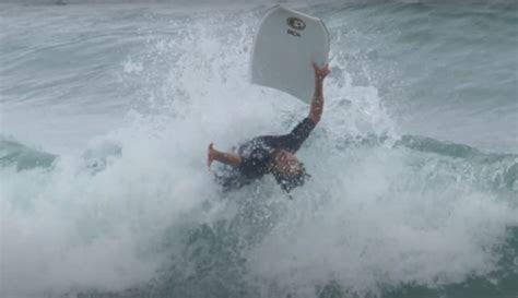 PEQUEÑO PARAÏSO BODYBOARDING IN BOCAS DEL TORO PANAMA Tienda