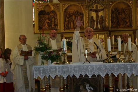 Goldenes Priesterjubil Um Pfarrer Miksch Pfarrei Sankt Jakobus Uder