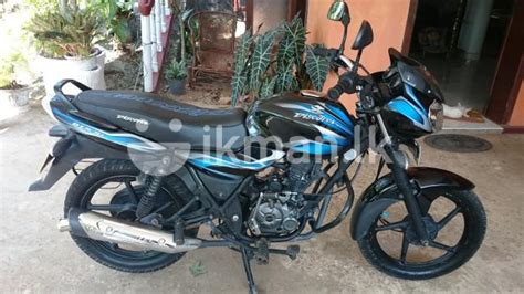 bajaj discover dts  motozombdrivecom