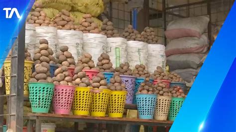 Mercados de Quito están abastecidos con productos de la Sierra YouTube