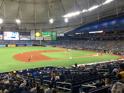 Home Plate Club Amenities and Seating at Tropicana Field 23