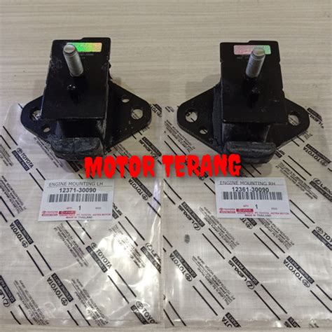 Jual ENGINE MOUNTING KARET DUDUKAN MESIN DEPAN SET HIACE COMMUTER