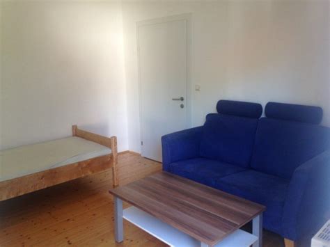 M Bliertes Zimmer Balkon Er Wg M Zur Fh Steyr