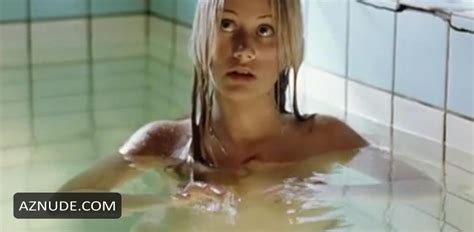 Nezhnyy Vozrast Nude Scenes Aznude