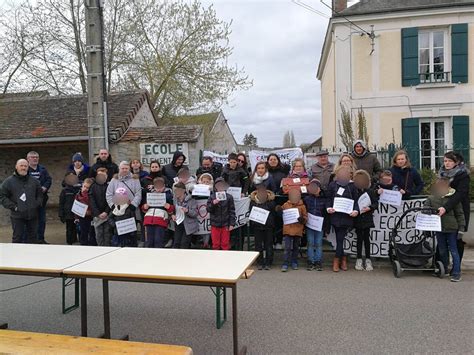 Seine Et Marne Ils Se Battent Pour Viter La Fermeture D Une Classe