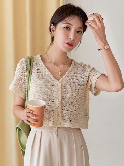 Cropped Tops Crop Top Outfits Modest Outfits Knitted Top Outfit