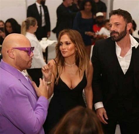 Pin By Paula Salaga On Out And About It In Jennifer Lopez Jlo