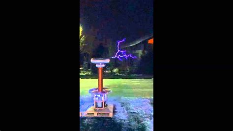 Arsgtc Asynchronous Rotary Spark Gap Tesla Coil 2nd Light Youtube