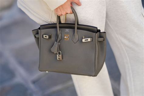 Walmart's Viral Birkin Bag Dupe Is Bad News for Luxury Brand, Experts ...