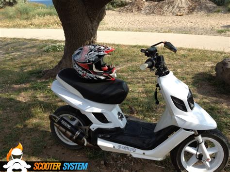 MBK Booster Spirit Naked Rx White