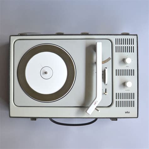 Dieter Rams: Braun PCV 4 | Sgustok Design