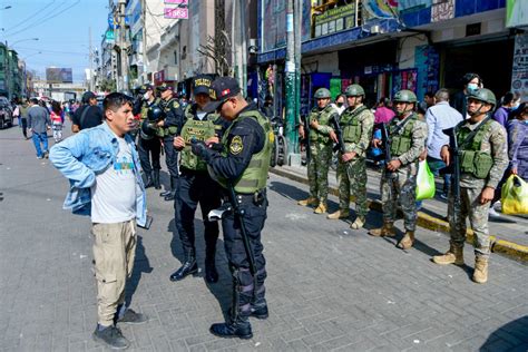 La Victoria Despliegan mil policías y militares en Gamarra en