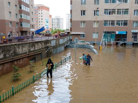 蒙古烏蘭巴托暴雨成災 全市進入防災高度戒備狀態 新浪香港