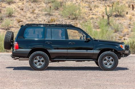 1999 Toyota Land Cruiser Uzj100 For Sale On Bat Auctions Sold For