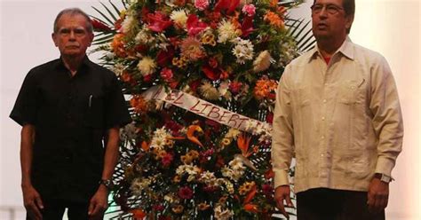 Oscar L Pez Rinde Homenaje A Sim N Bol Var En Venezuela Metro Puerto Rico