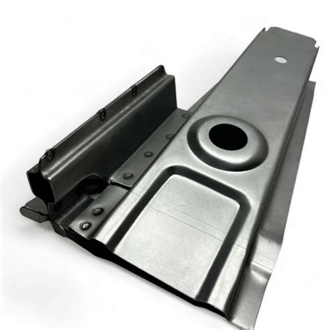 Характеристики Поддомкратник передний в сборе с усилителем пола ВАЗ ...