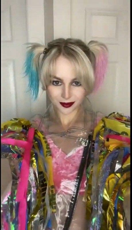 Kallmekris As Harley Quin In 2022 Ig Bio Tiktok Watch Harley Quin