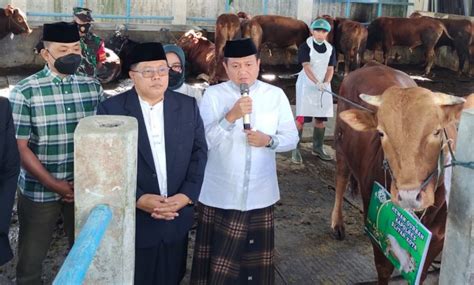 Idul Adha Polres Blitar Kota Kurban 4 Ekor Sapi Dan 16 Ekor Kambing