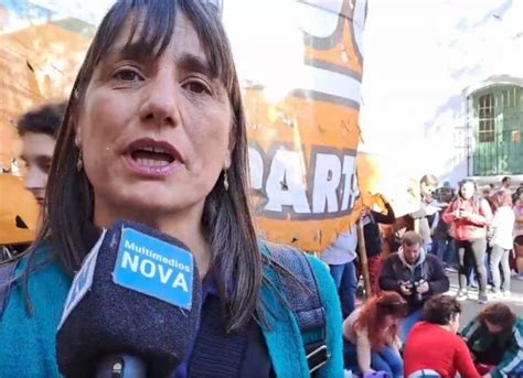 Video Caba Agrupaciones Feministas Se Manifiestan Frente Al Congreso