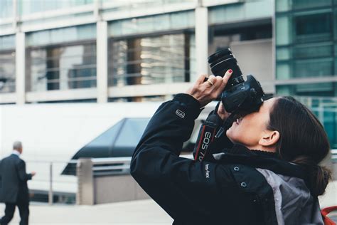 Fotos Gratis Mano Hombre Persona Mujer C Mara Fotograf A