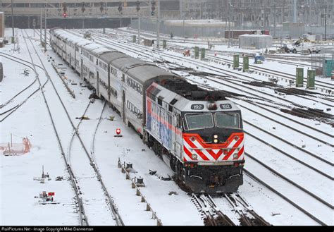 METX 192 Metra EMD F40PHM-3 at Chicago, Illinois by Mike Danneman | Chicago pictures, Rail car ...