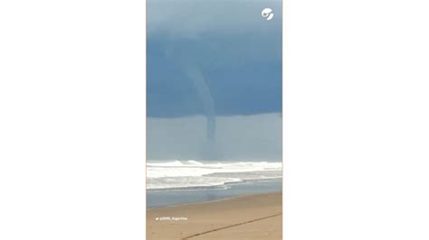 Video Impactante Tromba Marina En La Costa De Necochea