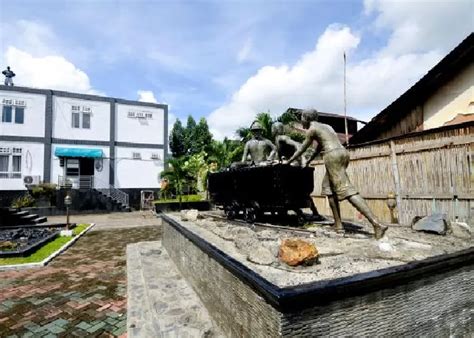 Museum Tambang Batubara Ombilin Jejak Sejarah Pertambangan Sawahlunto