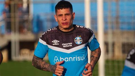 Jornalista bate o martelo e revela por que Iturbe não atua Renato