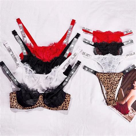 Luxo Rhinestone Lingerie Set Para Mulheres Sexy Comfort Lace Bra E Calcinha Roupa Interior