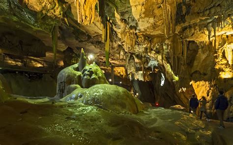 Les grottes de Bétharram un univers minéral d une qualité exceptionnelle