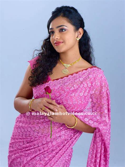 Celebriti Naked Nithya Menon Hot Photos