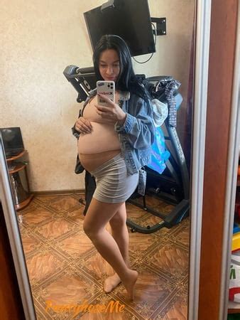 Pregnant Brunette In Sheer Pantyhose Pics Xhamster