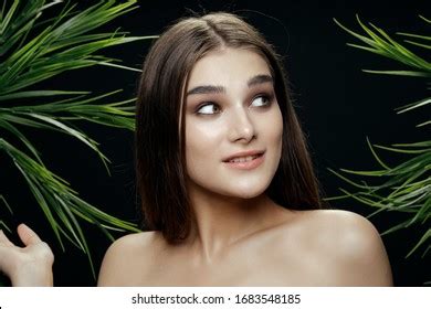 Thousand Naked Woman Jungle Royalty Free Images Stock Photos Pictures Shutterstock