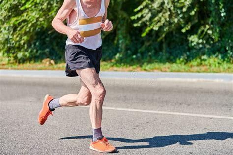 4148 Old Man Jogging Stock Photos Free And Royalty Free Stock Photos